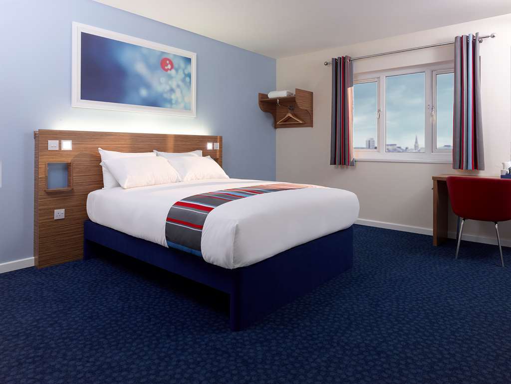 Travelodge Dundee Strathmore Avenue Værelse billede